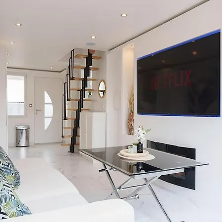Moana Jacuzzi Proche De Paris Apartment
